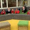 Allenton primary school pays &apos;colourful&apos; tribute to former head by opening Legacy Courtyard