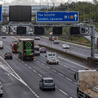 Government to offer £350 grants to drivers without driveways under new guidance